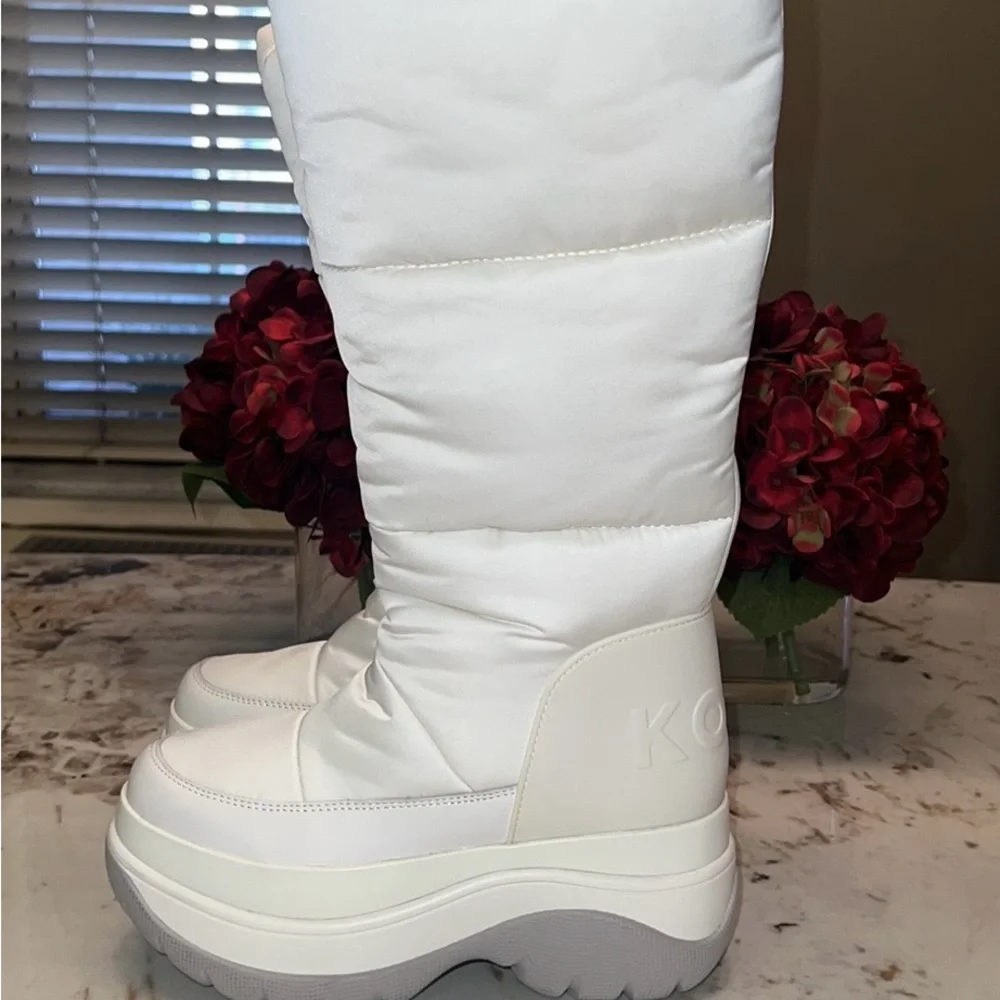 Michael Kors Gamma Cold Weather Boots size 5 MSRP $225 ***FLOOR SAMPLE *** - Picture 8 of 9